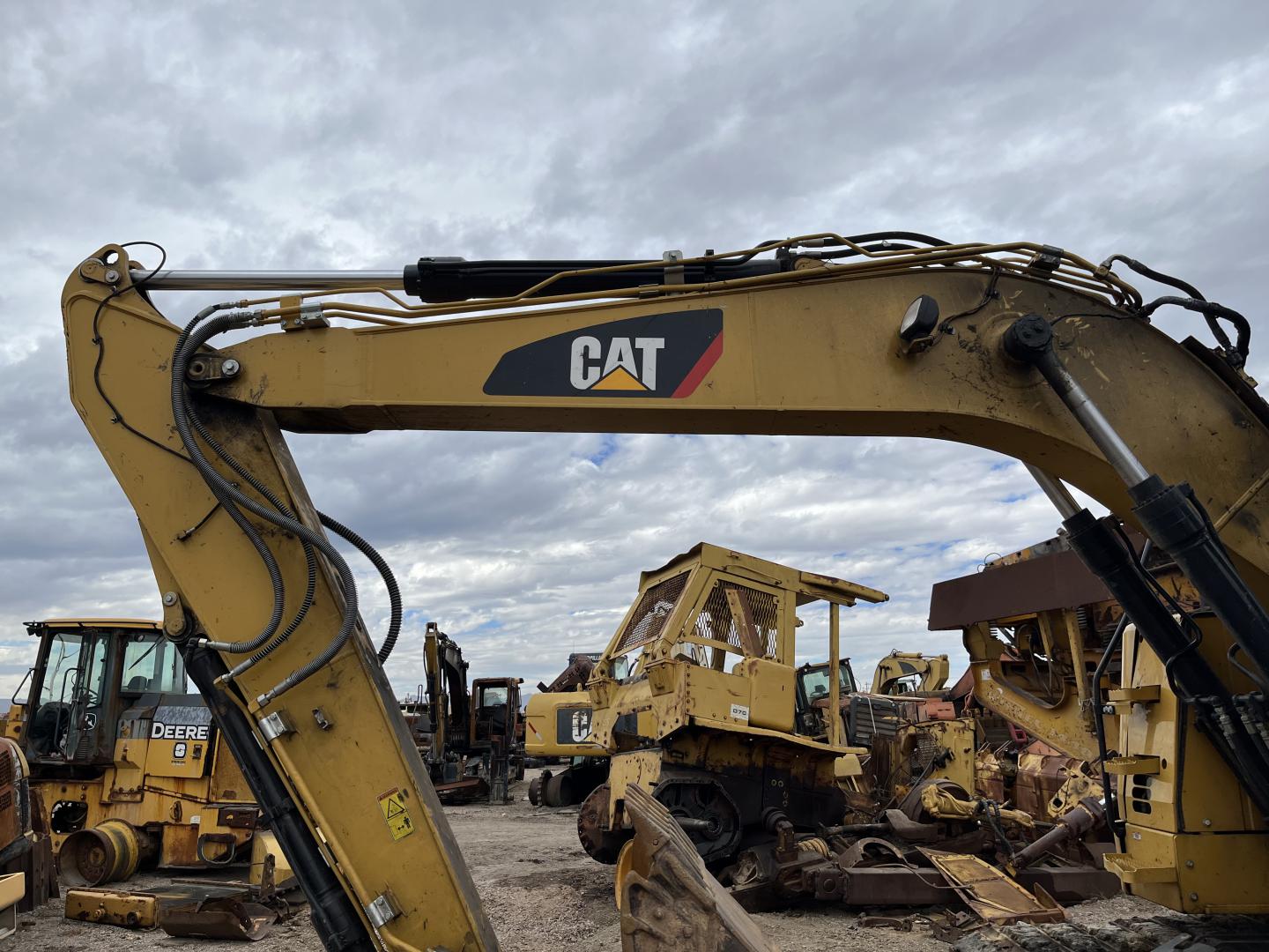 ./imagenes/INVOICE/2019/17290/EXCAVADORA CATERPILLAR 315F (9).JPG